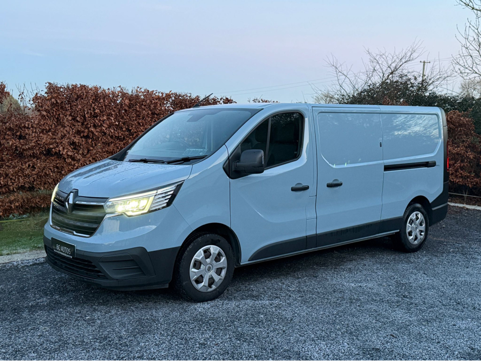 2022 Renault Trafic 2022 Renault Trafic 2.0 130 Business *As New * €19,950
