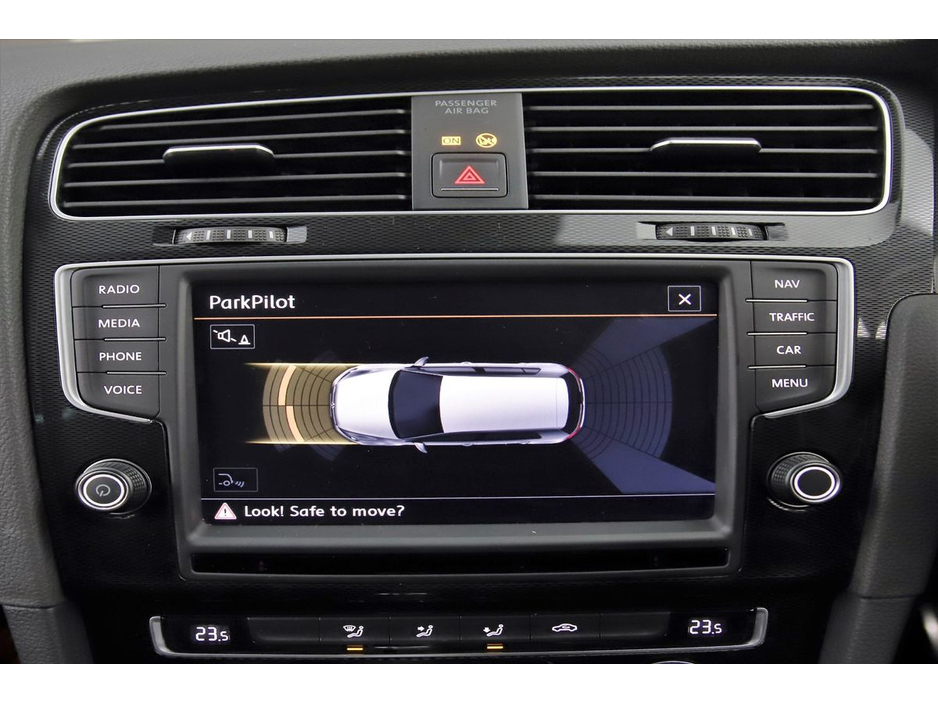 2016 Volkswagen Golf 2.0 GTI DSG MK7*TARTAN CLOTH SEATS*LOW KMS €21,890