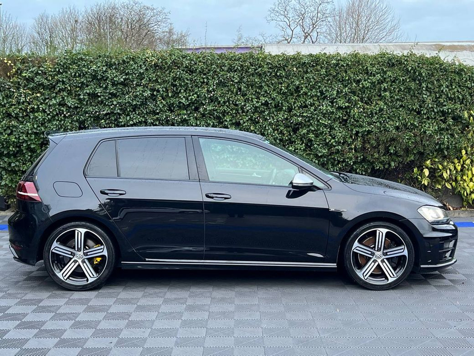 2015 Volkswagen Golf R 4MOTION 2.0 TSI // 300 BHP // CADIZ DIAMOND CUT ALLOYS // LEATHER HEATED SPORT SEATS €25,900