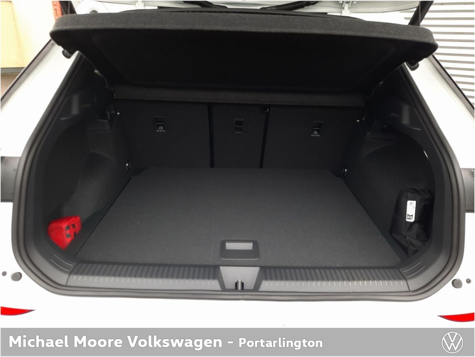 2026 Volkswagen T-Roc NEW R-LINE 1.5eTSI mHEV 150HP AUTO €52,620