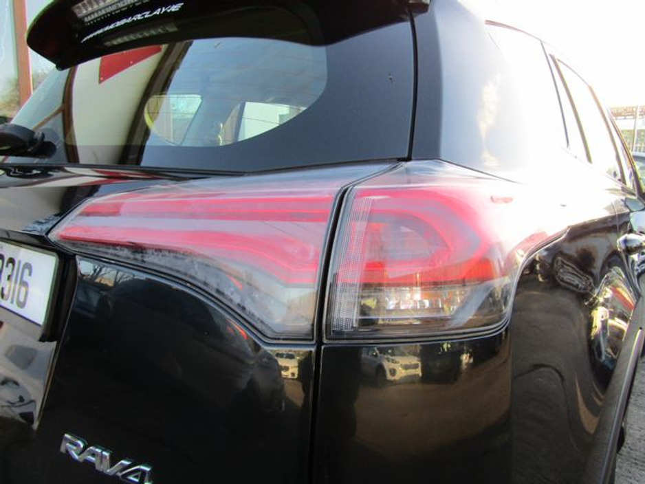 2016 Toyota Rav4 RAV4 2.0d-4d Luna 4DR €15,950