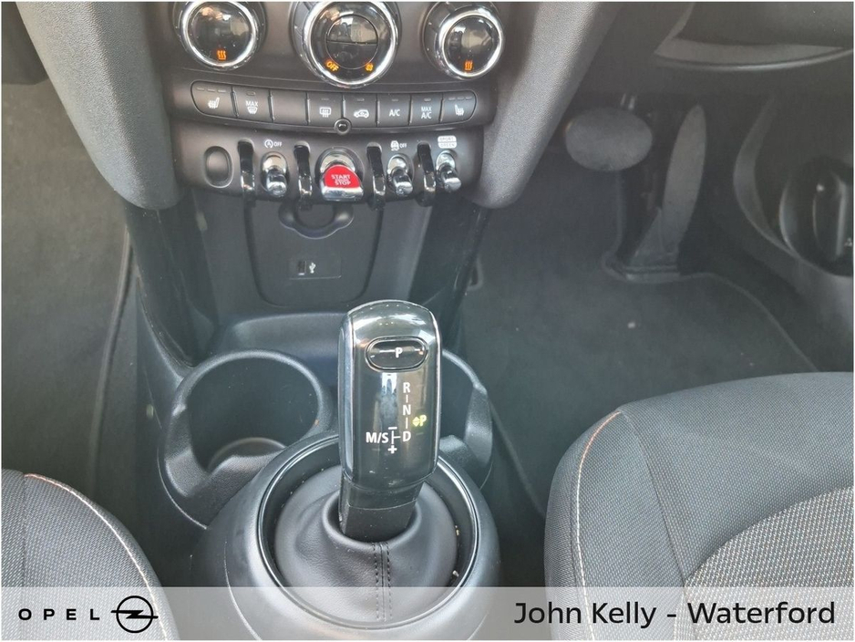 2023 MINI Hatch Cooper Classic Auto €26,995