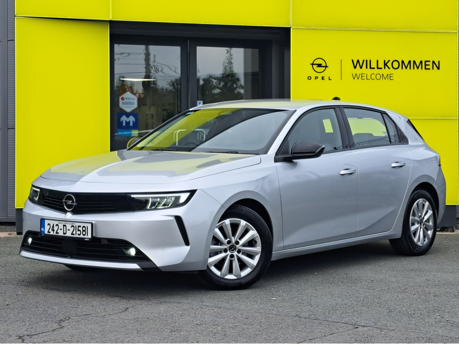 2024 Opel Astra SC 1.5TD 130PS 8 SPEED AUTOMATIC €27,950