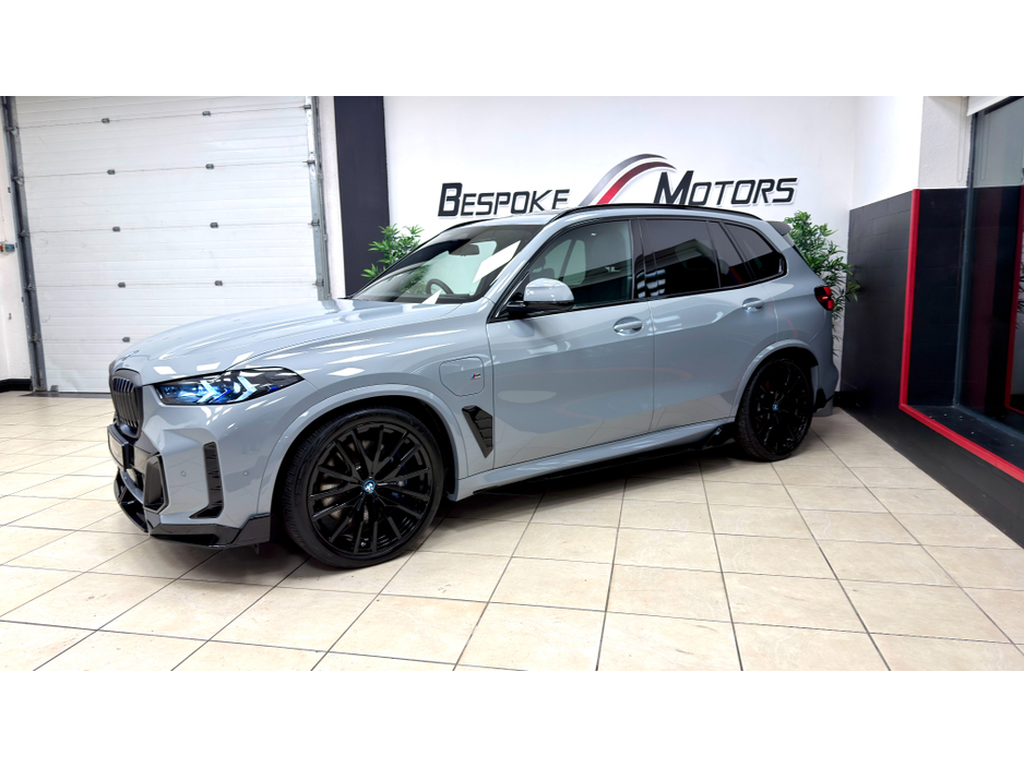 2025 BMW X5 XDRIVE50E M SPORT AUTO €99,250