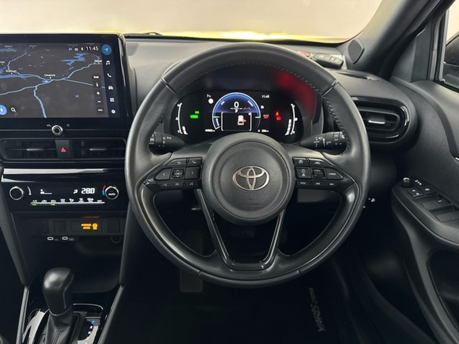 2025 Toyota Yaris Cross HYBRID LUNA SPORT €30,950