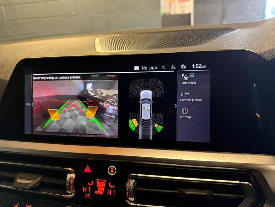 2022 BMW 3 Series 330e Sport Pro Auto €29,900