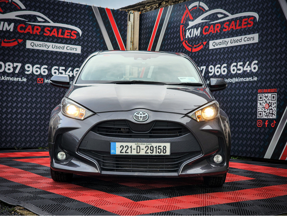 2022 Toyota Yaris 1.0 LUNA 4DR 1 Year Warranty €14,250