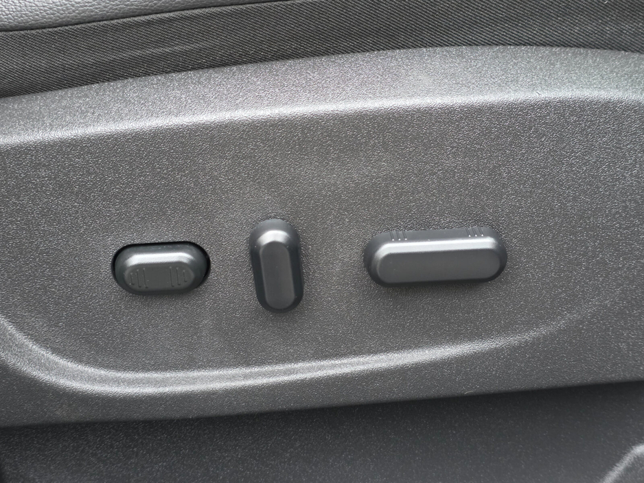 2017 Ford Kuga 1.5TDCi 120PS FWD ST-Line €17,999