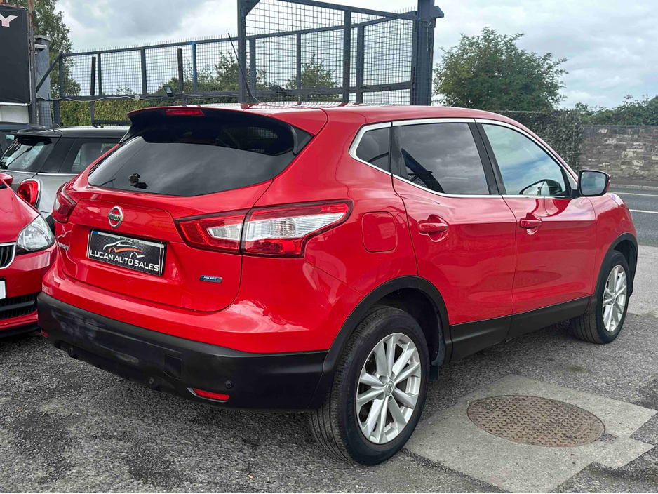 2015 Nissan Qashqai PREMIUM €7,950