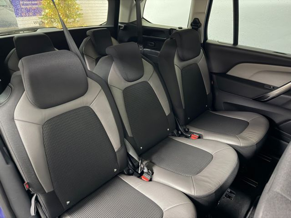 2019 Citroen C4 SpaceTourer Feel Excl Bluehdi130 S&S 6.2 4 €17,950