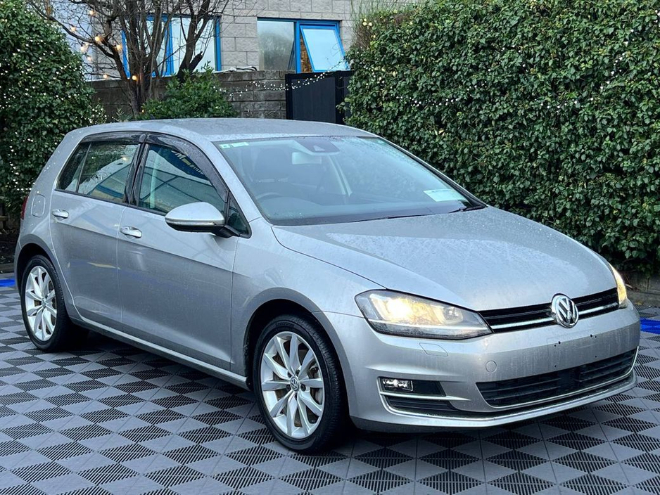 2015 Volkswagen Golf HIGHLINE 1.4 TSI AUTO // NEW NCT // REVERSE CAMERA // DUAL ZONE CLIMATE CONTROL €14,750