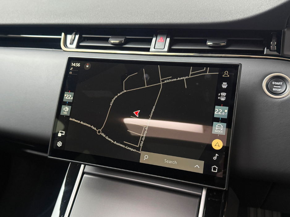 2024 Land Rover Range Rover Evoque HSE DYNAMIC P300E *HUGE SPEC* €52,990