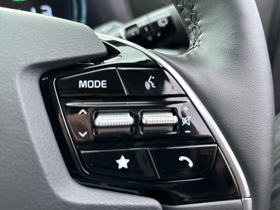 2025 Kia Niro HEV SEM €36,895