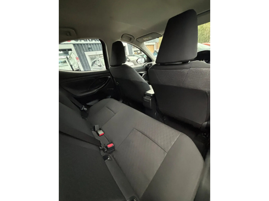 2022 Toyota Yaris 1.5 Hybrid 5Dr Luna €16,000