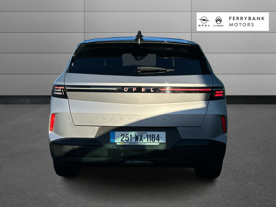 2025 Opel Grandland GS SUV 1.2 136PS MHE €38,950