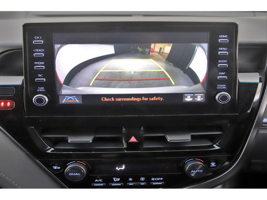 2021 Toyota Camry 2.5 HYBRID *REVERSE CAM*PEARL PAINT*PARK SENSORS* €30,490