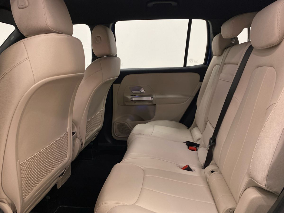 2025 Mercedes-Benz GLB GLB 180 Progressive Plus - 7 seater | Heated Seats, Reversing Camera €61,950