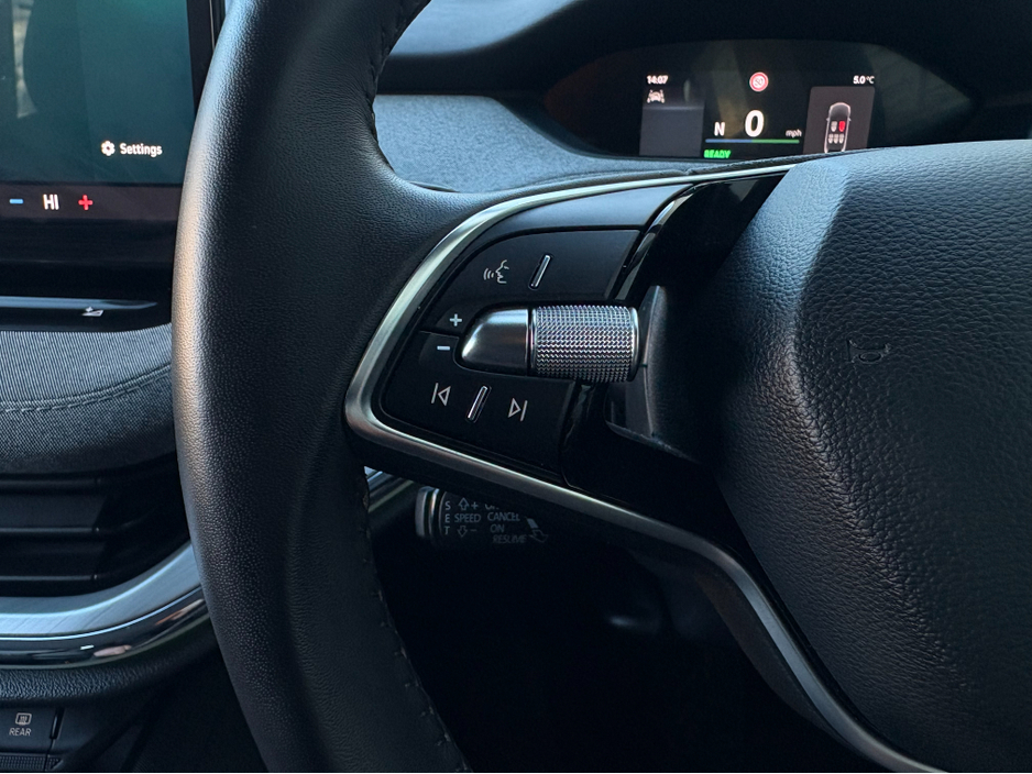 2024 Skoda Enyaq 82 KWH BIGGER BATTERY 80(125 KC) / LOFT / DESIGN PACK / HALF-LEATHER / ***FINANCE OPTIONS AVAILABLE*** €34,799