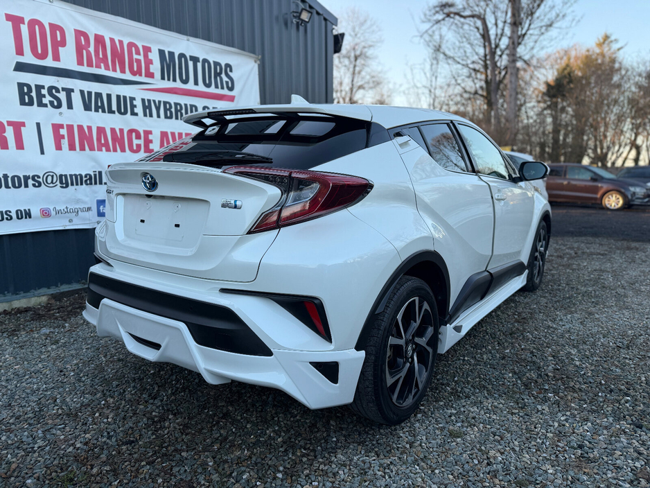 2018 Toyota C-HR 1.8 HYBRID SPORT €18,500