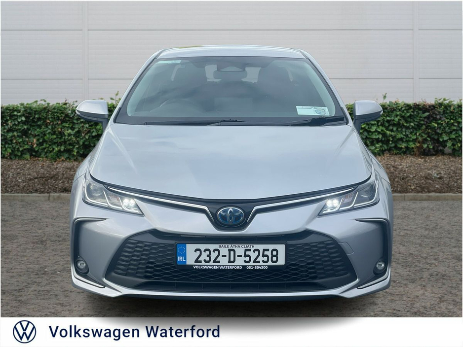 2023 Toyota Corolla 1.8 Hybrid Luna Saloon €22,475