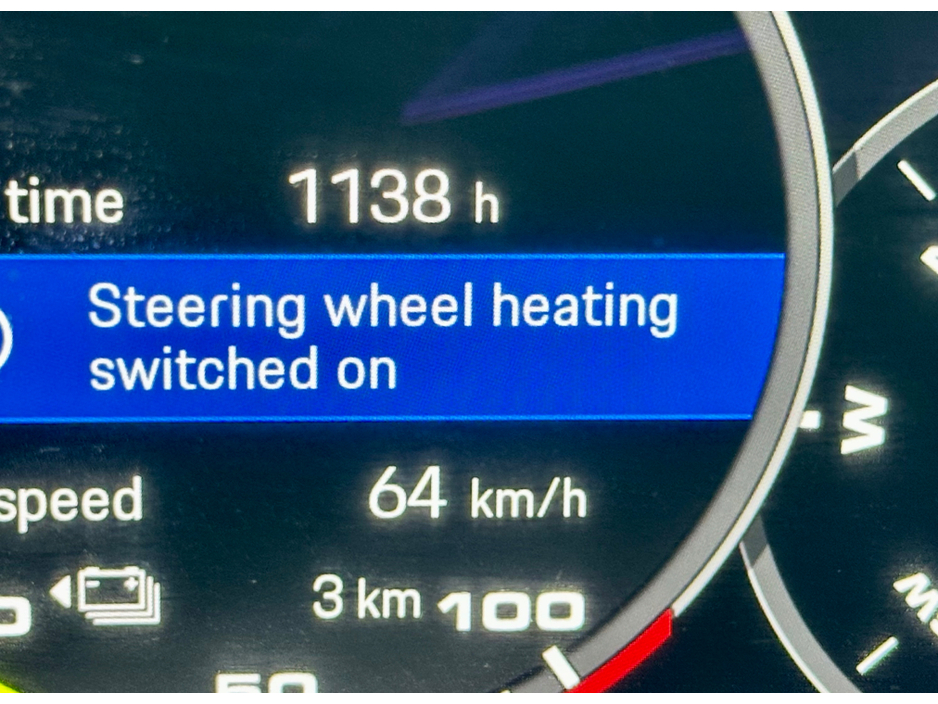 2022 Porsche Panamera 2+2 E-HY E-HYBRID CARBON TRIM €84,950