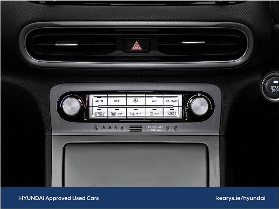 2022 Hyundai Kona EV Premium 64 kWh €22,490