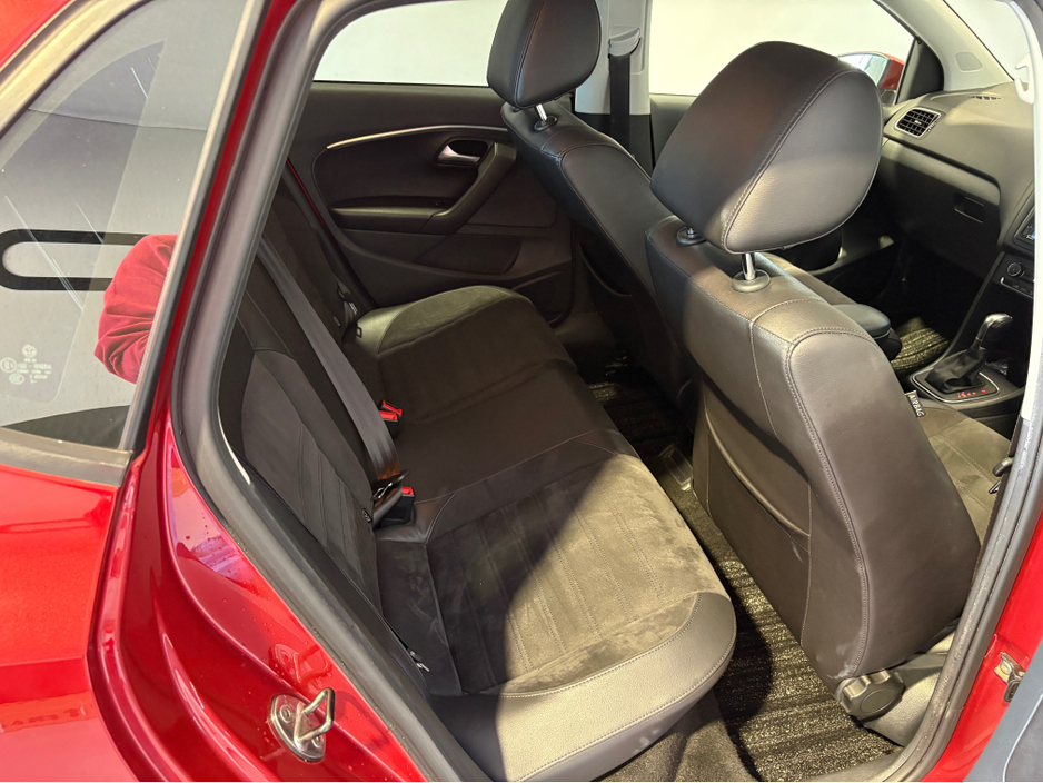 2016 Volkswagen Polo Auto - 2YR NCT - GREAT COLOUR €11,950