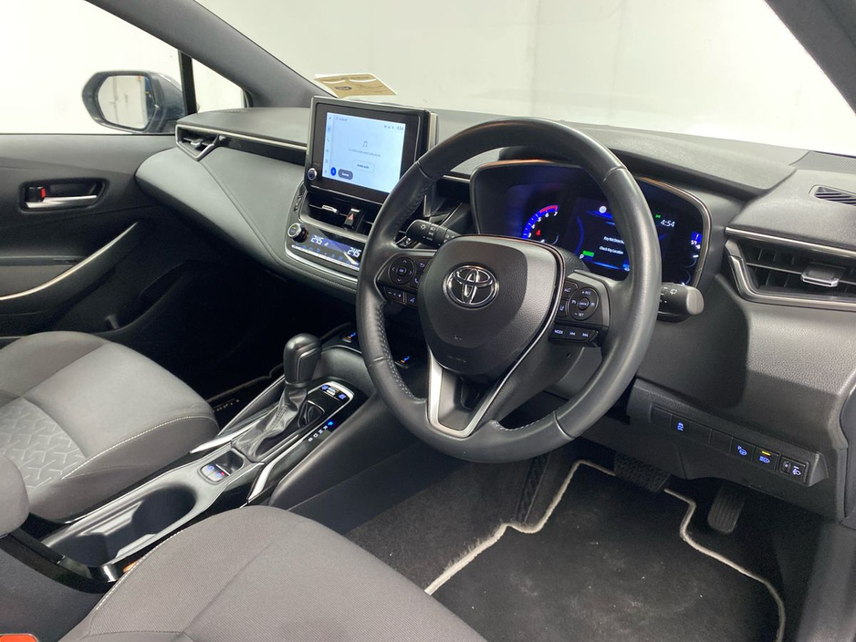 2023 Toyota Corolla Corolla Icon Tech Hev Cvt Icon Tech 122 VVT-h Auto Start/Stop €22,995