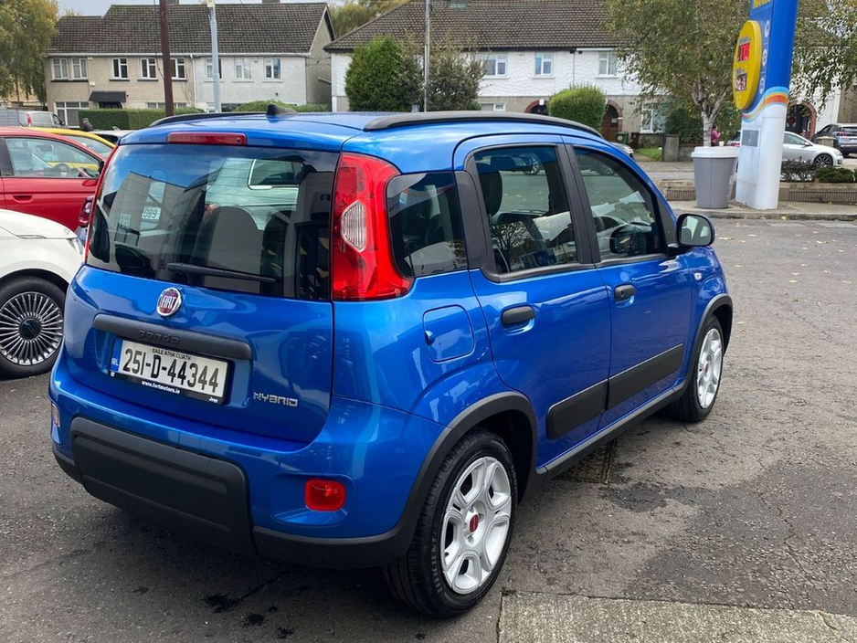 2025 Fiat Panda 1.0 Mhev €15,495