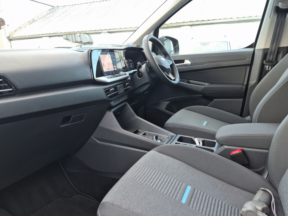 2026 Ford Tourneo Connect Active Lowered Floor Wheelchair Access