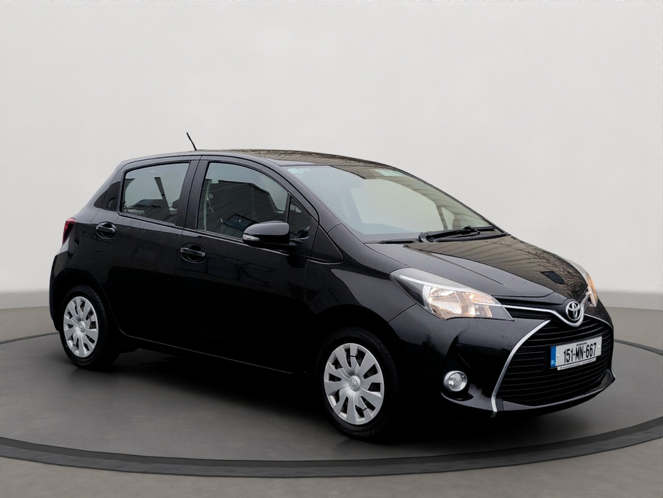 2015 Toyota Yaris 1.0 VVT-i 3Dr Luna €10,950