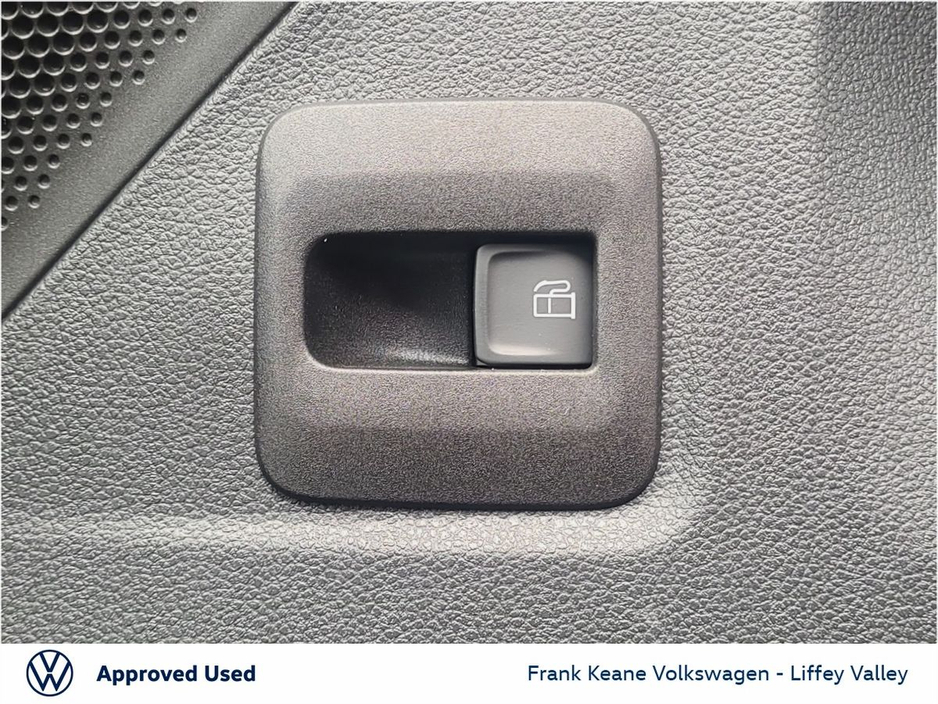 2024 Volkswagen Tiguan R-LINE AUTO 1.5 PHEV 204HP *PLUG IN HYBRID* *UP TO 100KM EV* *PETROL HYBRID* *REAR VIEW CAMERA* *HEATED SEATS* *PCP FINANCE AVAILABLE* €49,895