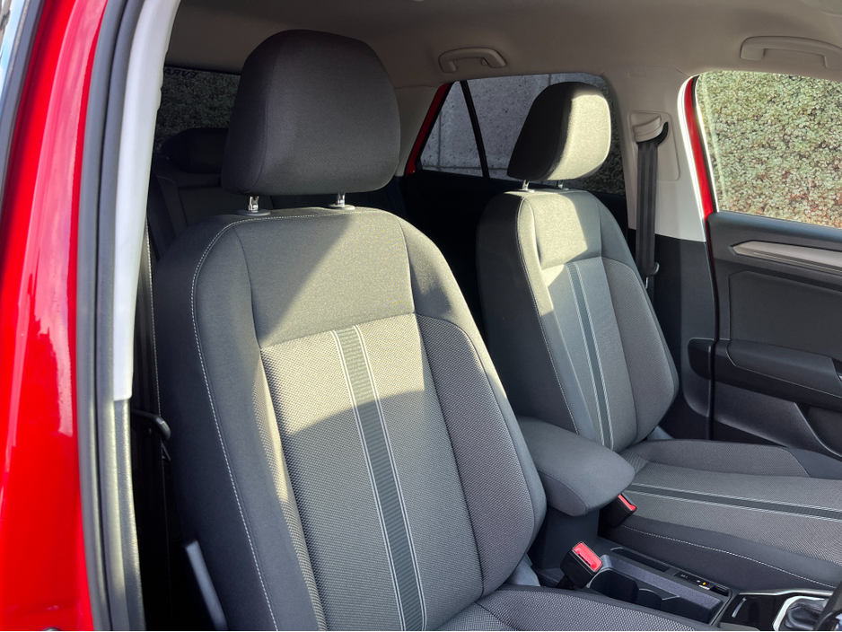 2021 Volkswagen T-Roc STYLE AUTOMATIC 2.0 DIESEL //LOW MILES//KEYLESS ENTRY//REVERSE CAMERA//ADAPTIVE CRUISE CONTROL//BLIND SPOT WARNING// €25,950