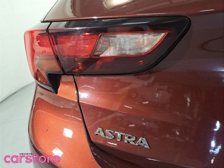 2018 Opel Astra 1.4i Turbo (150PS) Elite €11,890