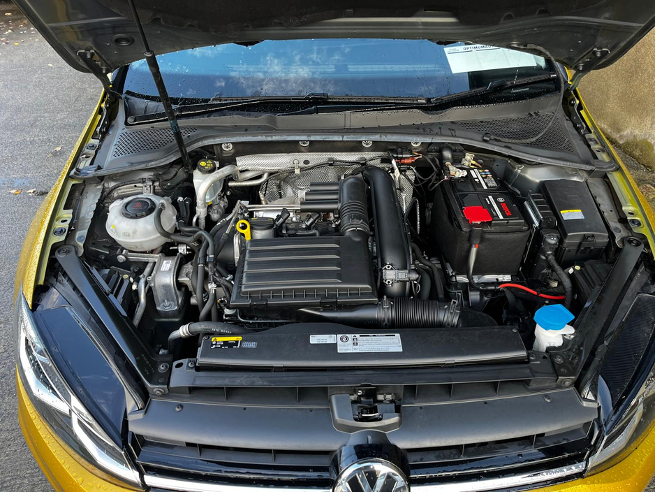 2019 Volkswagen Golf 2019 Vw Golf t-edition 1.2 TSI 18"Alloys fully loaded with spec €20,500