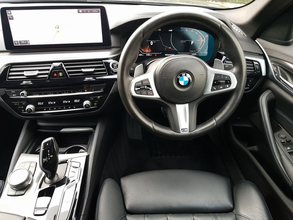 2020 BMW 5 Series 520d M Sport €34,995