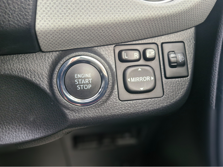 2015 Toyota Vitz LOW KMS AUTOMATIC €9,950