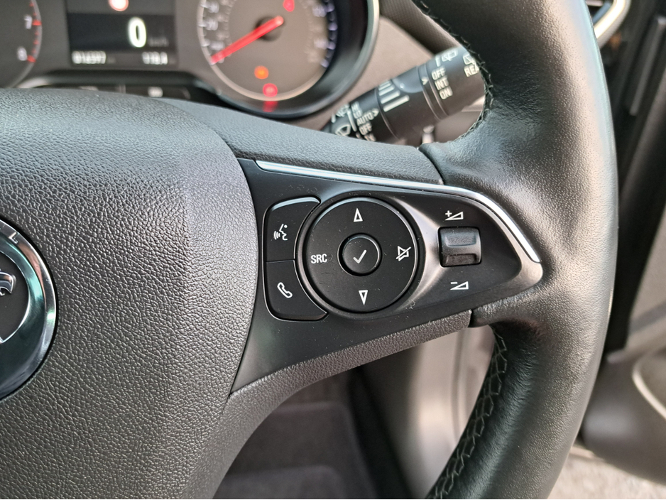 2022 Opel Crossland ULTIMATE 1.2TURBO 130BHP **LEATHER/SUEDE INTERIOR** €19,950