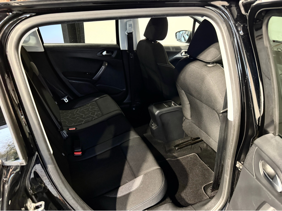 2017 Peugeot 2008 ACTIVE 1.2 PURETECH 82 4DR €9,990