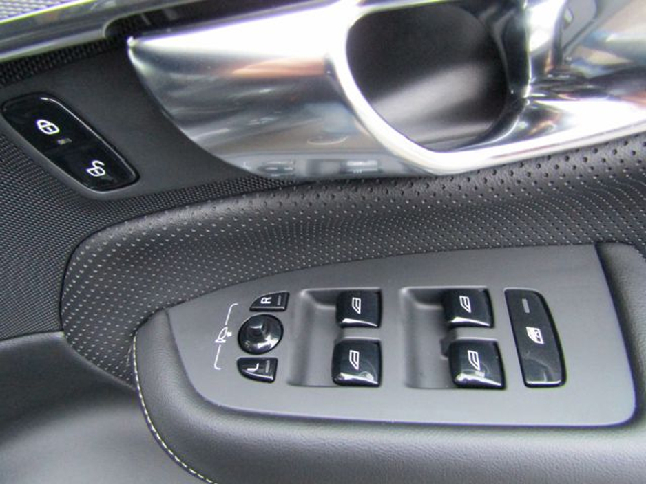 2021 Volvo XC90 Rdesign T8 Recharge 390HP 5D A €49,900