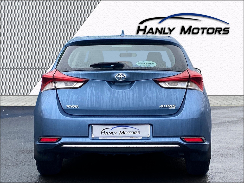 2016 Toyota Auris 1.4 D-4D LUNA 4DR €10,995