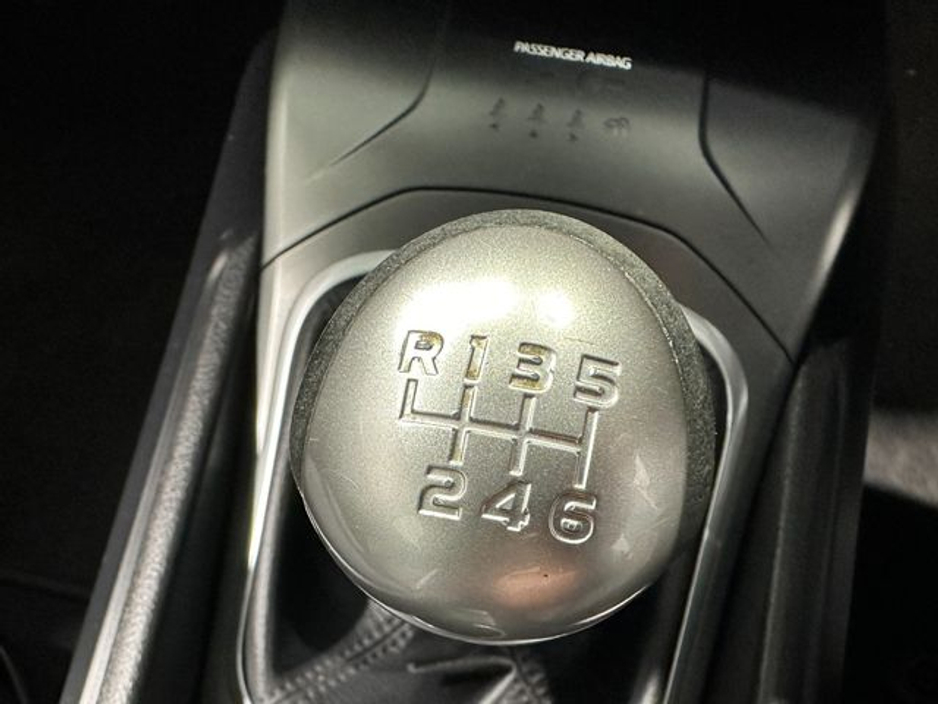 2016 Toyota Avensis 1.6 D4-D Luna Tourer 161 €13,800