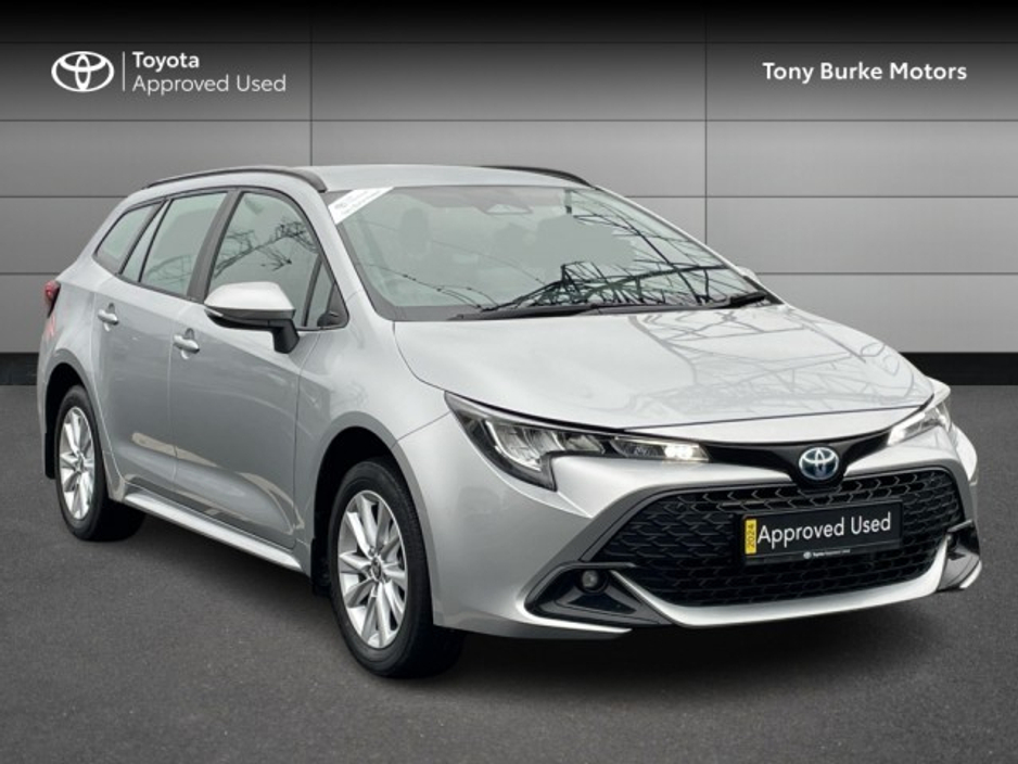 2024 Toyota Corolla Tourer Estate Hybrid - Luna Edition - 1.8 Automatic - EUR 180 Road Tax - Full Service History // Front Electric Windows // Rear Electric Windows // Electric Mirrors // Apple Carplay // Android Auto €30,895