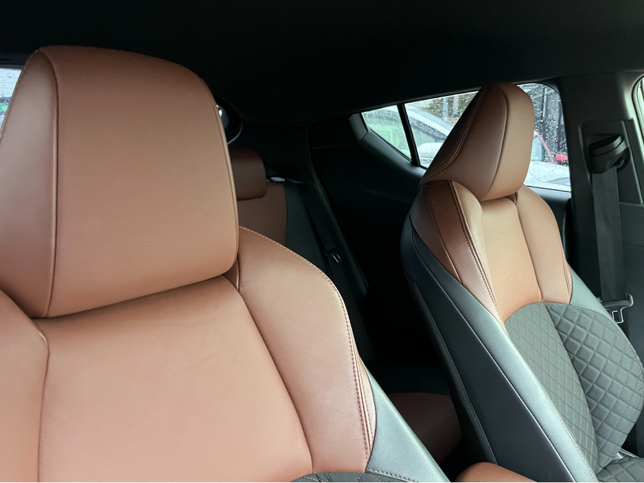 2019 Toyota C-HR 1.8 HYBRID AUTO LOW KM CAR PLAY €21,950