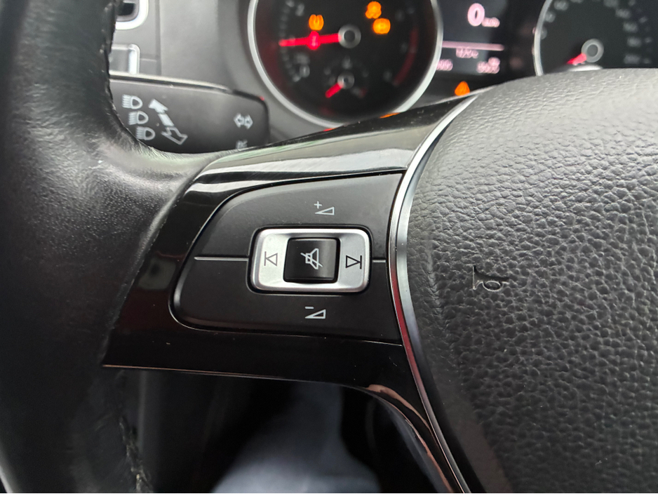 2017 Volkswagen Polo 1.2i TSI Petrol Automatic Comfortline €14,500