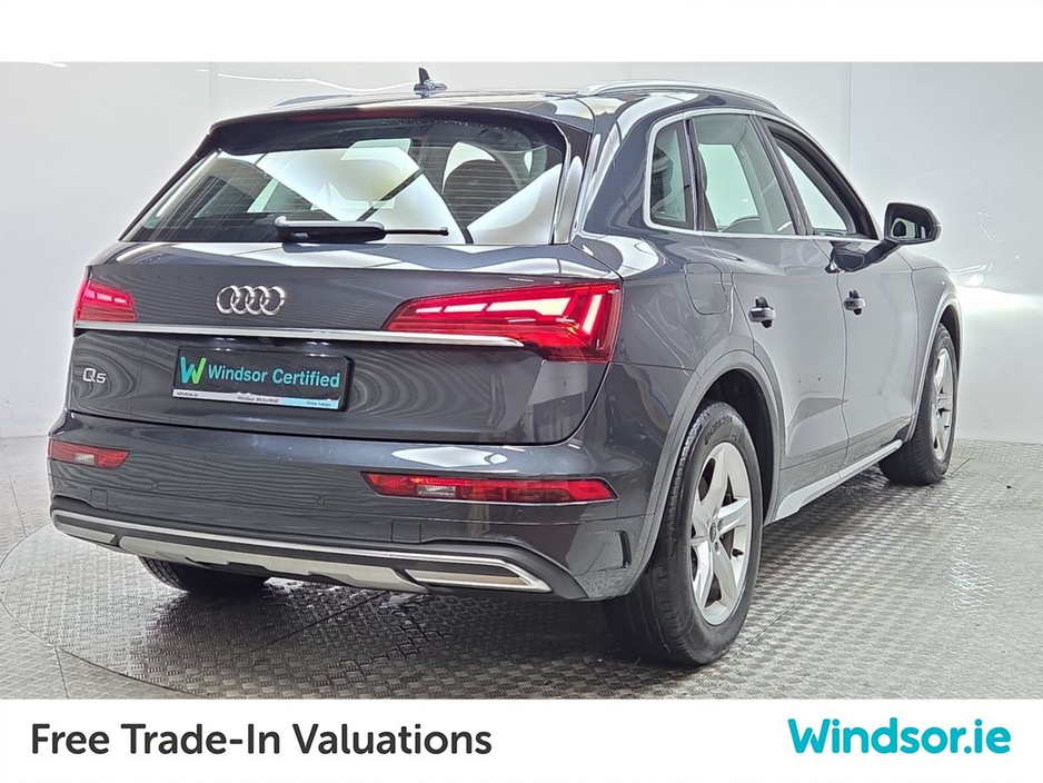 2024 Audi Q5 35 TDI 163HP S tronic SE €55,995