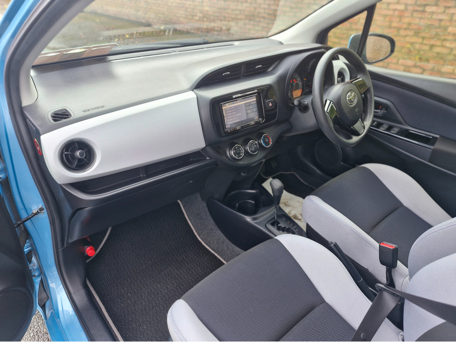 2015 Toyota Vitz LOW KMS AUTOMATIC €9,950