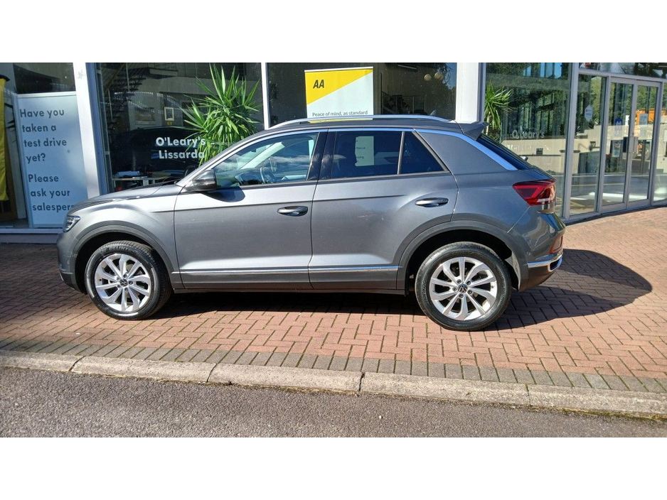 2023 Volkswagen T-Roc 2.0 TDI 116HP Style, Indium Grey, 1 owner. €31,950