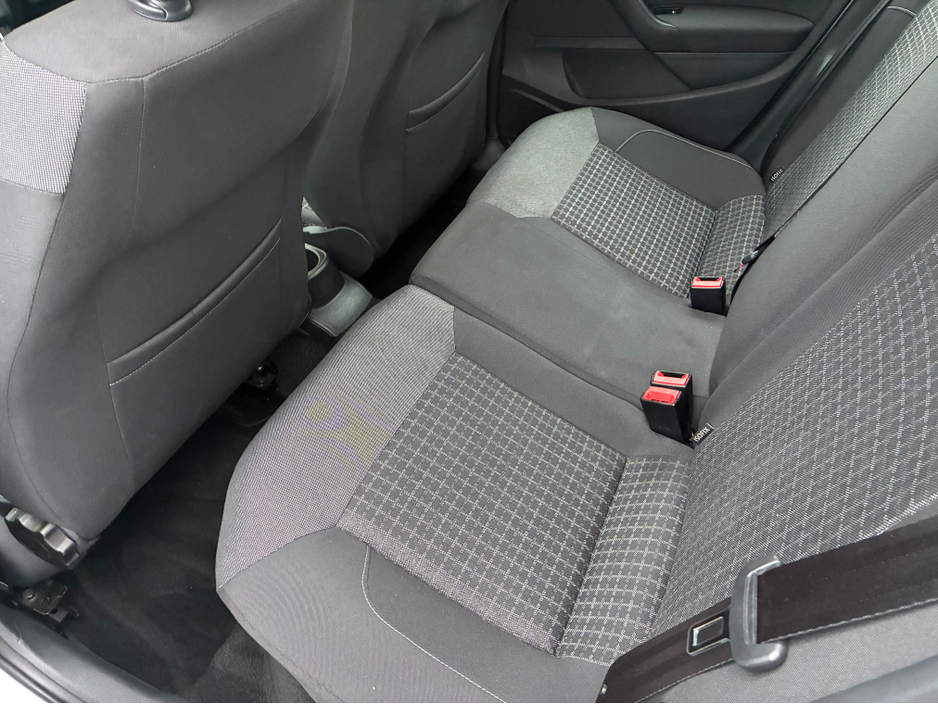 2016 Volkswagen Polo 1.2i TSI Petrol Automatic Comfortline €13,750