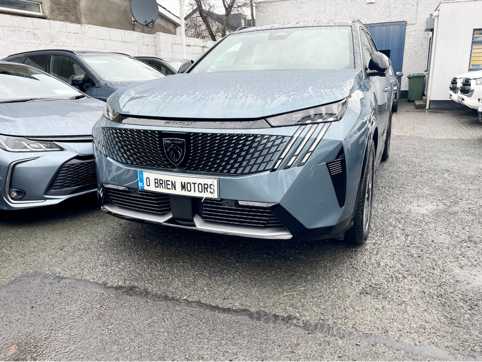 2025 Peugeot 5008 E 5008 GT-LINE 73KW 213BHP FULLY ELECTRIC €47,950